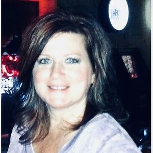 Meet your Posher, Connie